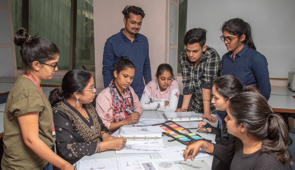 Indian Institute of Gems & Jewellery Mumbai Student Life photo 13